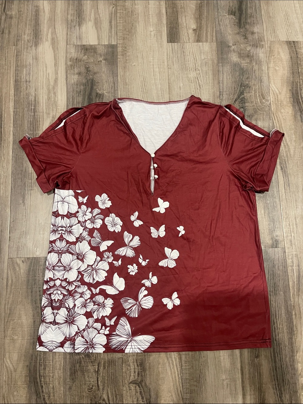 Women's Burgundy Cold-Shoulder V-Neck Floral & Butterfly Tee